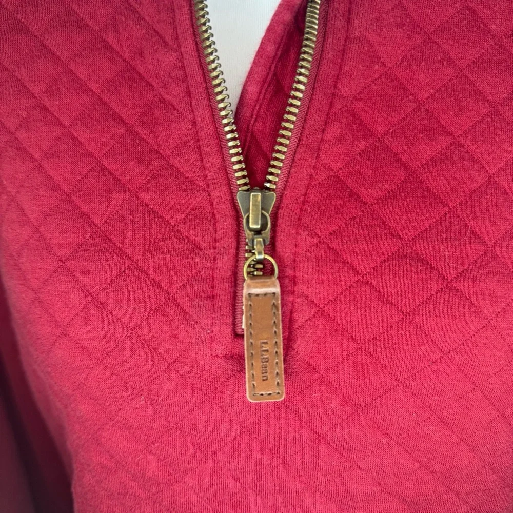 L.L. Bean Women's Red Quilted Jacket - Picture 3 of 5